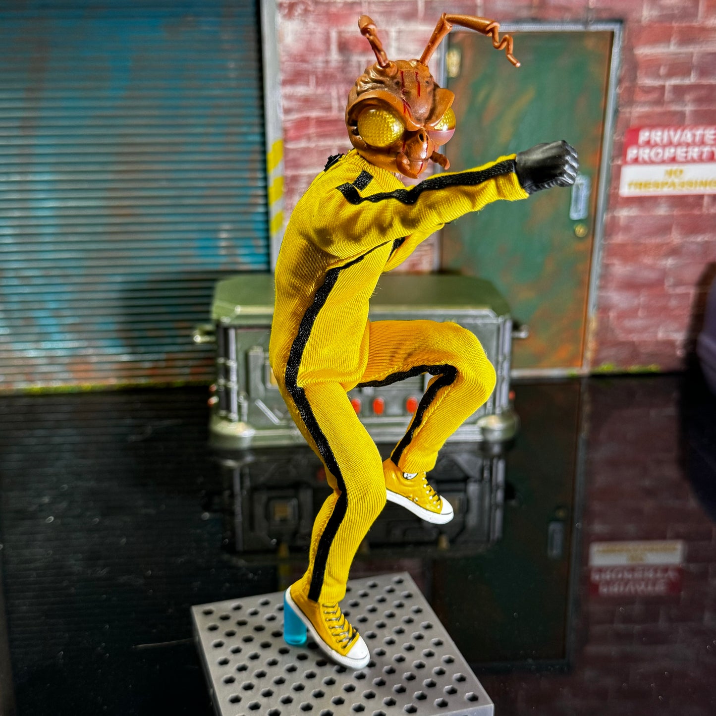 Figure stand pegs compatible with the Ultimate Weapons Rack