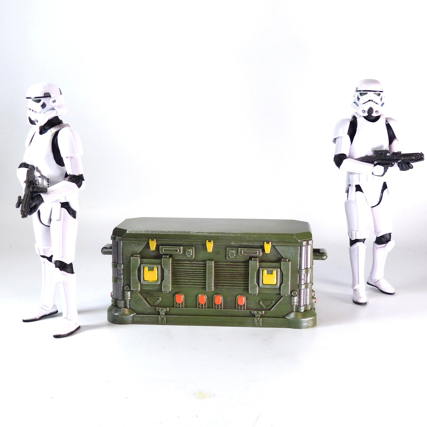 CURSED CRATE - Green Monster Blood! 1/12 Accessories and Gold Boxing Gloves